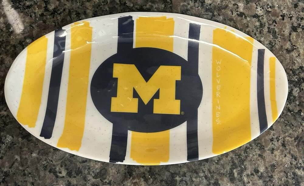 Michigan Wolverines ~ Oval Platter Plate ~ Magnolia Lane Collection ~ Tailgate